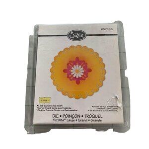 Sizzix Scallop Circle Insert Card Die New 657996 Fits BigKick/Big Shot Machines